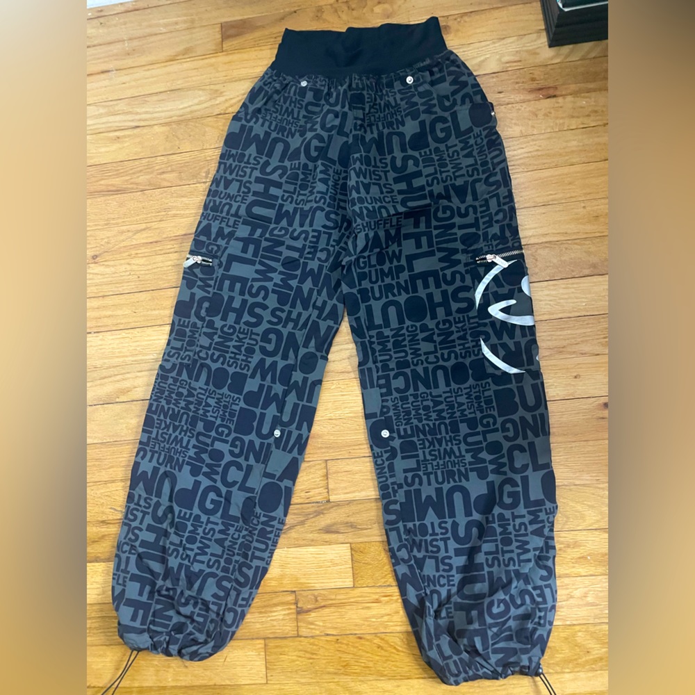 Women’s medium Zumba dance pants